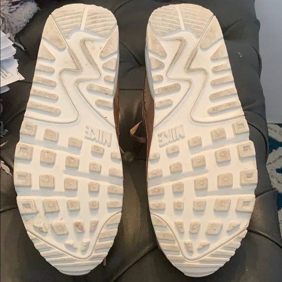 Air max’s - Picture 3 of 5